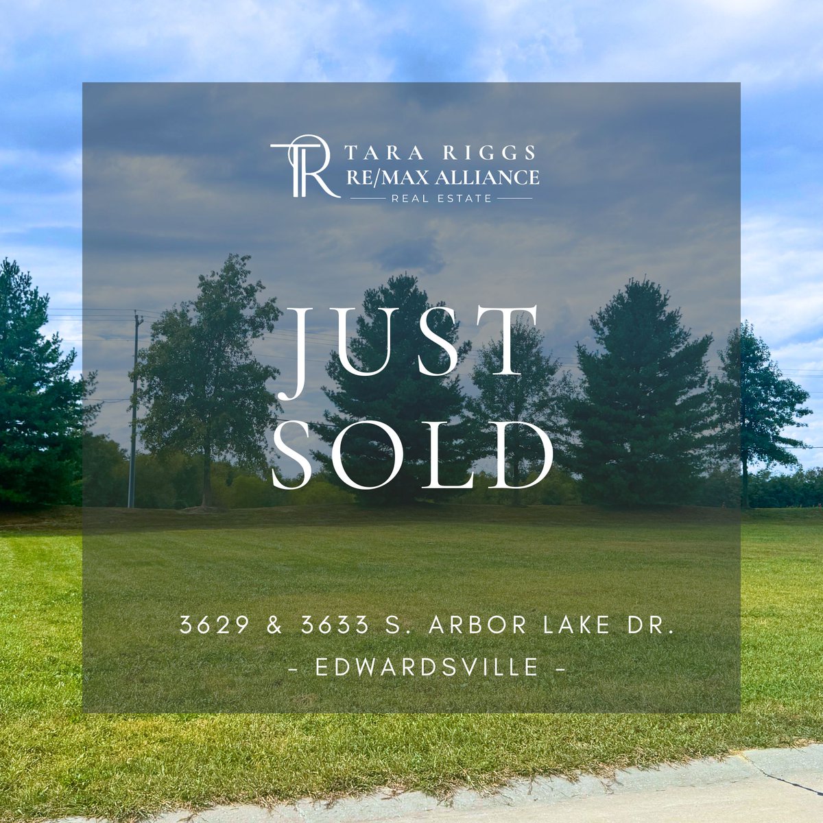 SOLD | 3629 &amp; 3633 S. Arbor Lake Dr., Edwardsville, IL

TWO  beautiful lots sold in the highly sought-after Arbor Lake subdivision! 

My buyers are ready to bring their vision to life and build the dream home they’ve always imagined — surrounded by scenic views and elegant homes.