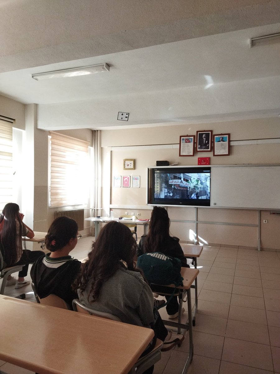 Filistin Farkındalık Etkinlikleri kapsamında okulumuzda etkinlikler gerçekleştirildi. Öğrencilerimiz, Filistin’e Mektup etkinliğinde duygularını ve düşüncelerini kaleme alarak barış ve insanlık adına mesajlarını paylaştılar. 

<a href="/Yusuf__Tekin/">Yusuf Tekin</a> 
<a href="/MemNarman/">Narman MEM</a> 
<a href="/EnginT25/">Engin TAN</a> 
<a href="/tcmeb/">Millî Eğitim Bakanlığı</a>