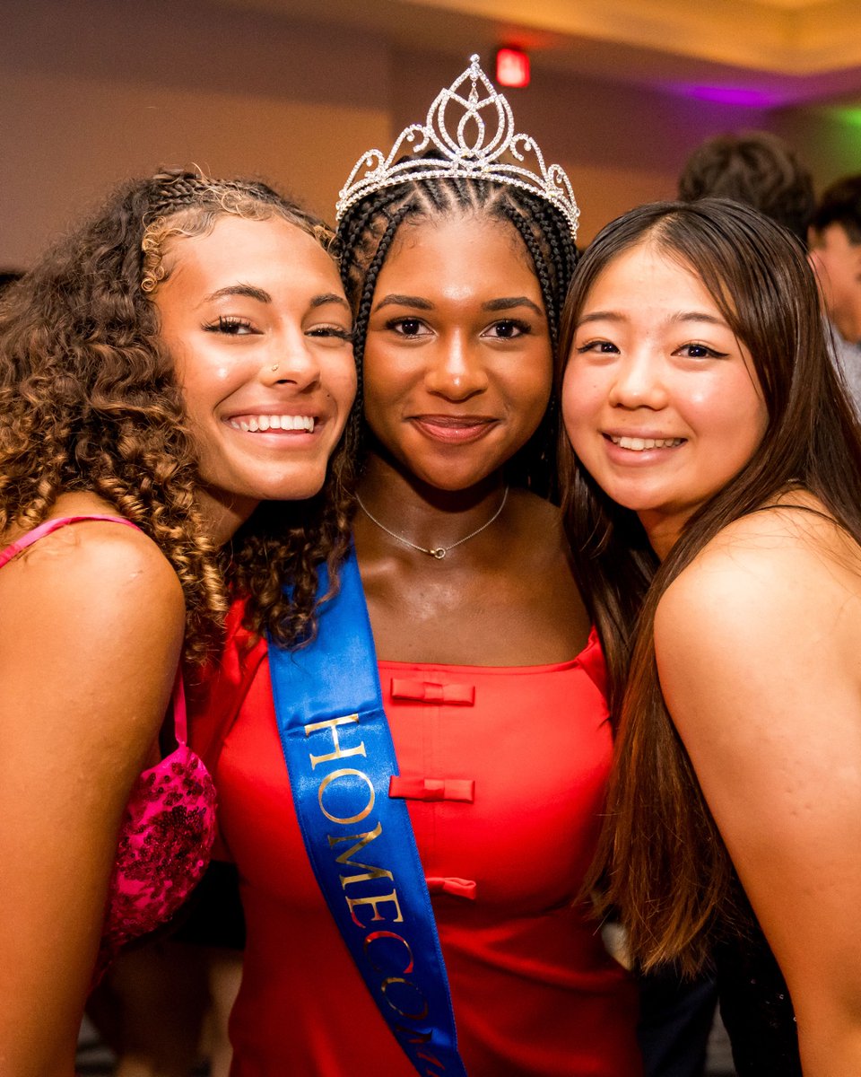 IMGAcademy's tweet image. Came for the vibes. Stayed for the dancing. Homecoming is always a night to remember. 💫