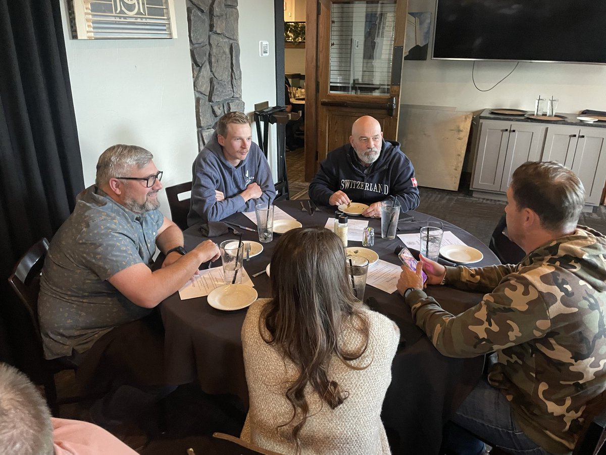 Send Network Montana tweet media