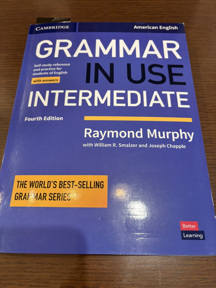 1051mii's tweet photo. 今日は発音と英単語、grammar in useを学習しました。文法は仮定法過去完了について。英語で説明されていて難しいところもあったけれど、問題演習でバッチリ復習しました。grammar in useの良��ところは問題演習が多い所。習ったunitの記憶定着に役立っていると思います。
#英語学習 https://t.co/09waa6RiOZ