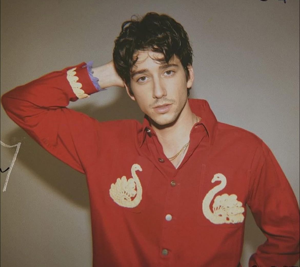 ST4RPG's tweet image. ON!
✰ Blaine Anderson, @bluraspberrygel
✰ idade: 19
✰ sexualidade: gay
✰ curso: teatro
✰ pronomes: ele/dele
✰ Clube extracurricular: clube de talentos