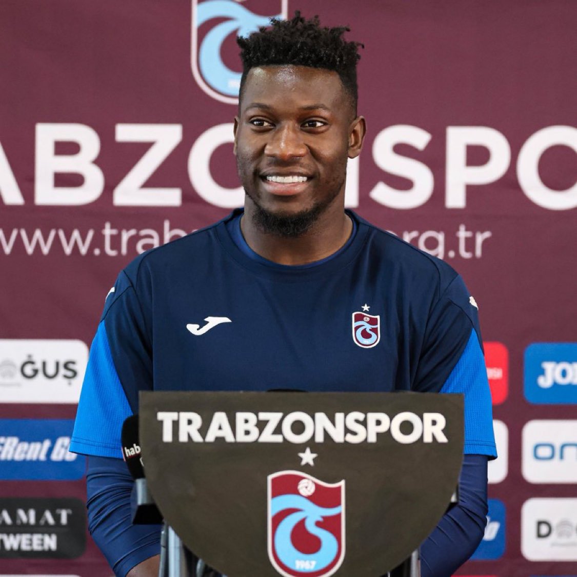 Trabzonspor, Andre Onana'nın bonservisini almak istiyor. 

(The Sun)