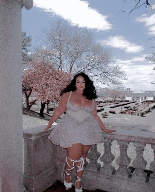 .　 + 　　　   ˚    ♡   .
　　　  　　　　　　　　　　  　　　　　　
 ♡   　  　   + 　　　　　   　  ˚  ♡

  soft life loading. . . .