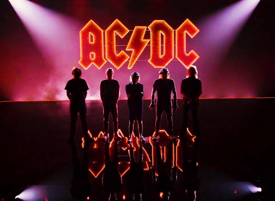 SukursalRock's tweet photo. AC/DC 🤘🏽🔥🤘
“Shot In The Dark” (2020)
(Official Music Video)
And they came back!
Happy 5th anniversary, and..
Happy Rockin’ Tuesday to all!
Get lost in the real music...
#ACDC #PWRUP #FourYears #SHOTINTHEDARK
#Masterpiece #PWRUp #RockOn #ShowTheTalent
👉🏽 https://t.co/5fbNVTrJN2 https://t.co/RKIuJRVyNl