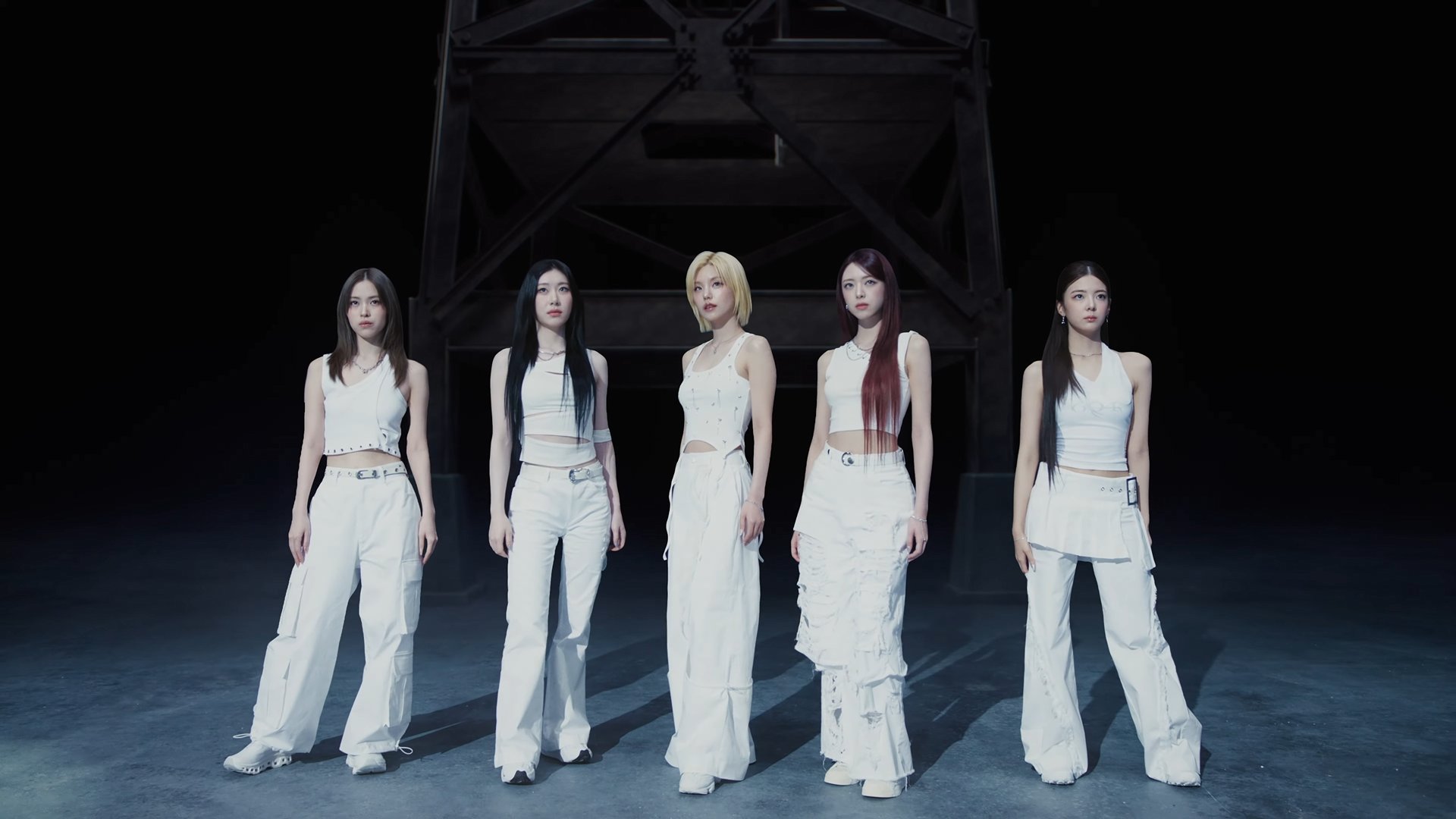 【最終値下げ】itzy リア soundwave イベント 生写真 ひーたん🍭👑🐰🐶🐱 on X: 