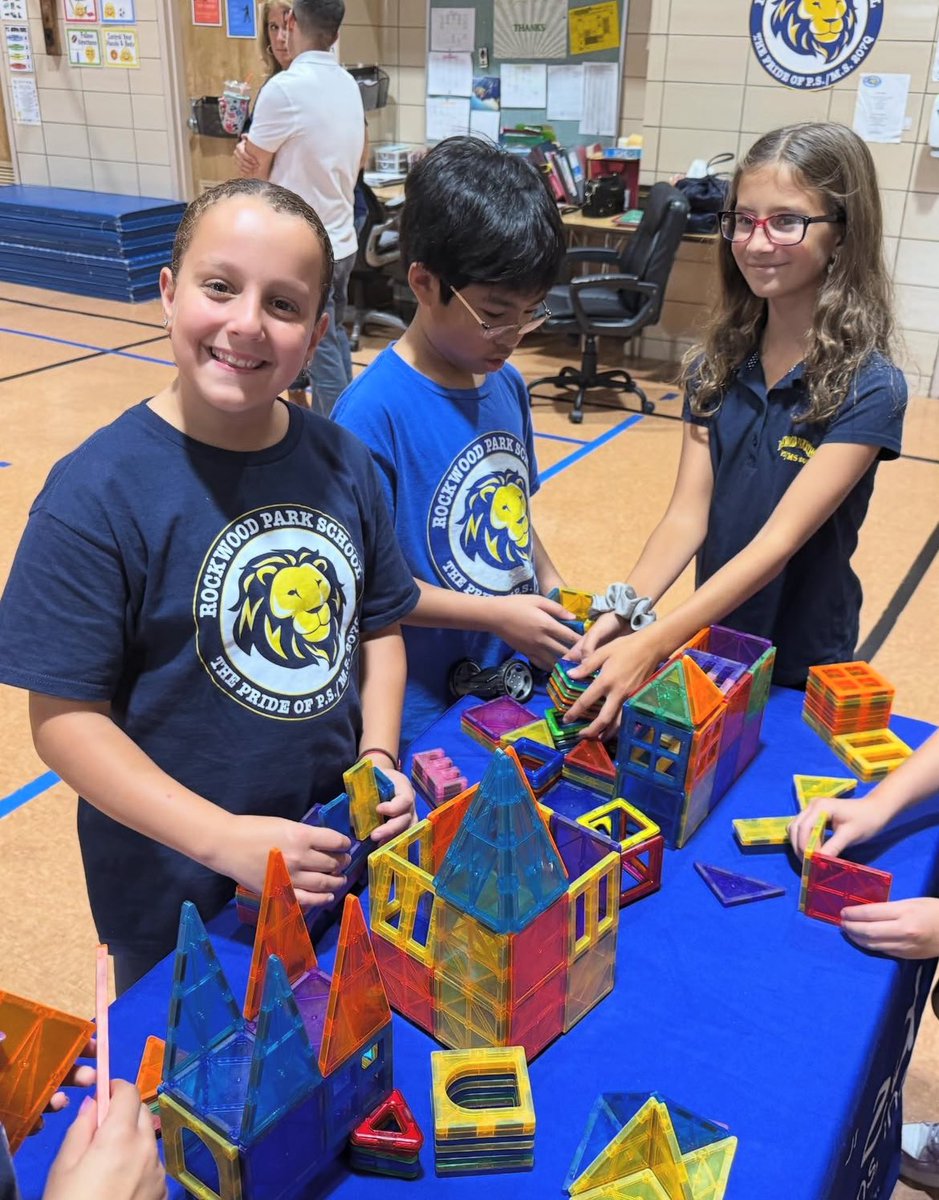 PS/MS 207 The Rockwood Park School tweet media