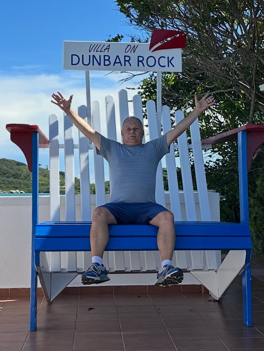 There’s always room for more guests here at the Villa on Dunbar Rock off Guanaja Island, Honduras. #caribbean #roatan #honduras #dunbarrockvillas #dunbarrock #scuba #scubadiving #diving #vacation #travel #bigchair  <a href="/DunbarRock/">Villa on Dunbar Rock</a>