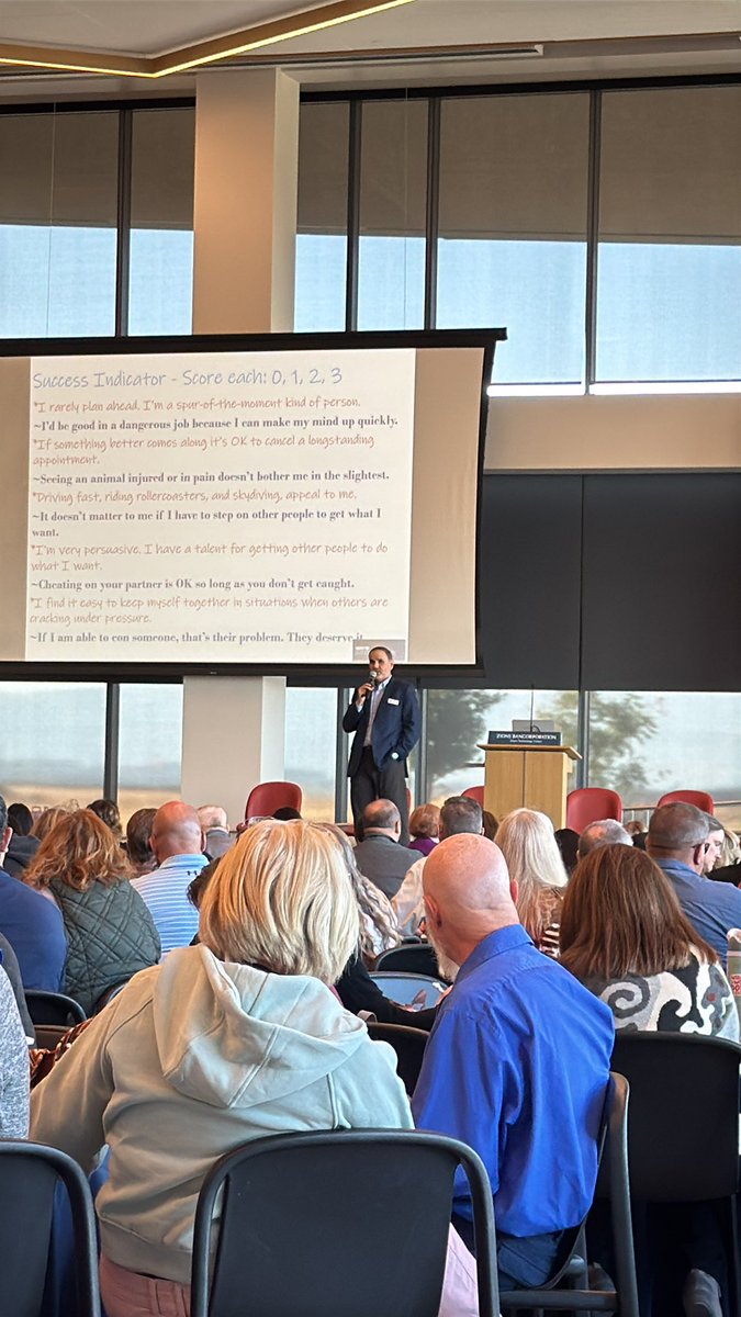 JefferyArnott's tweet photo. Great way to kick off Day 2 of the Adult Education Association of Utah! Thank you @bordenj for kicking off this event! @AEAofUTah https://t.co/DzUh064yEc