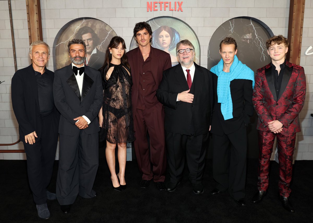 CriticsChoice's tweet image. #AboutLastNight ✨Oscar Isaac, Jacob Elordi and Mia Goth on the “Frankenstein” red carpet in LA! 

Fans of Guillermo del Toro have been waiting a long time for this one! “Frankenstein” in select theaters October 17th. 
On @Netflix November 7th! 

📸: @netflix @FrankensteinGDT