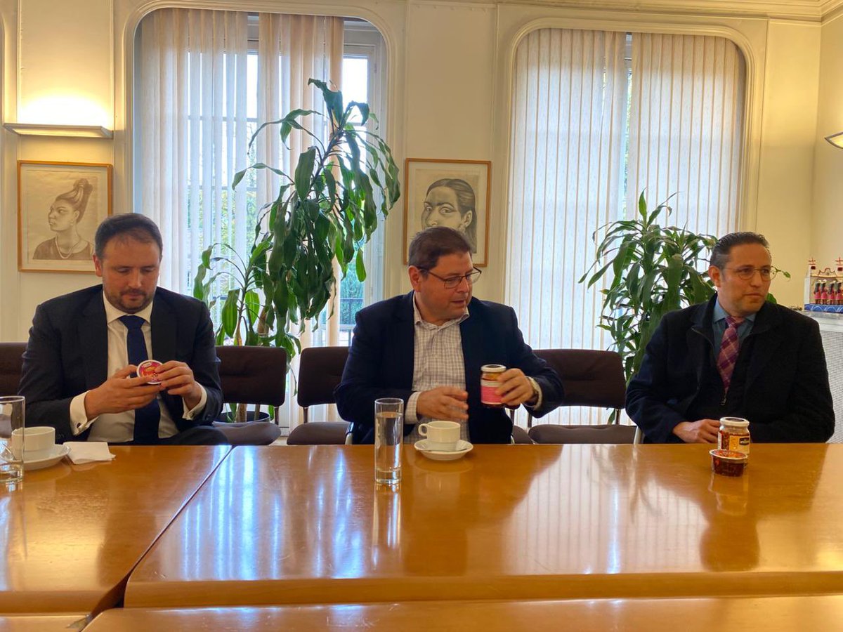 MexChamEU tweet media