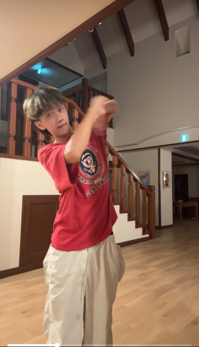 tamusatorui0406's tweet image. 10.7 ラスピの環くん毎日TikTok投稿しています
🐉ちゃんダンスは難しいらしい
環くんのダンスも素敵すぎ
とにかく顔がいい✨🍊
#KAN #ラスピ
#THELASTPIEACE 
#まだフェスに浸っているね 

kankankanの投稿動画を楽しみましょう！#TikTok vt.tiktok.com/ZSUYYmprt/