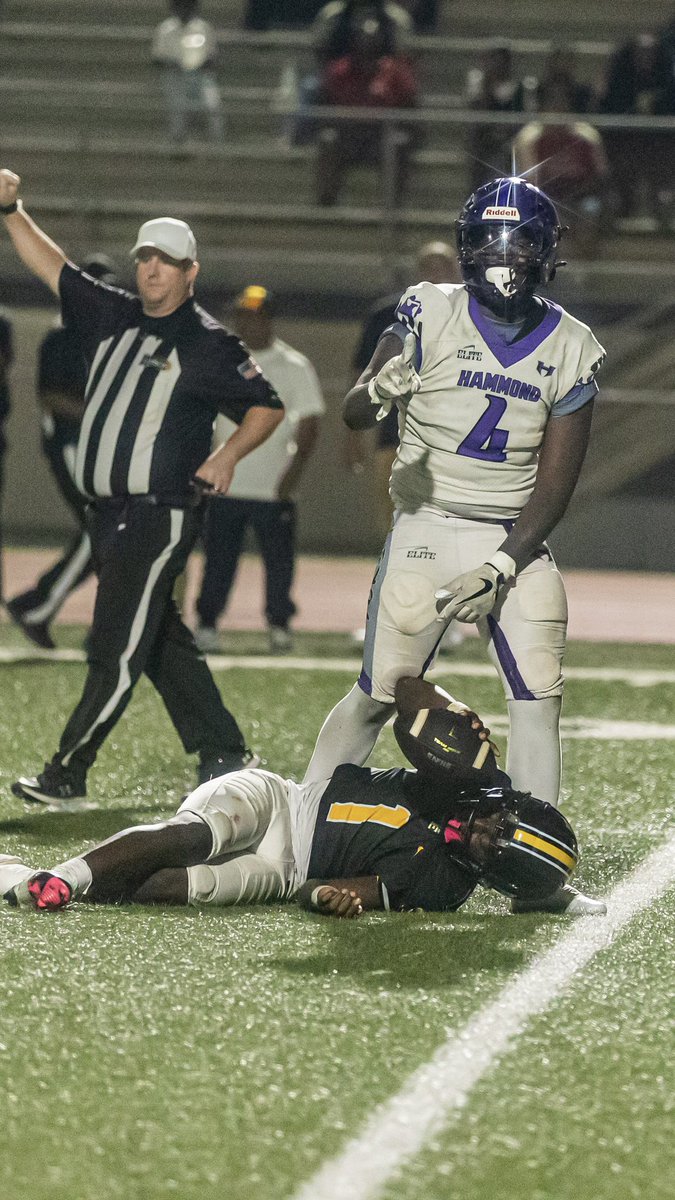 Mid season film 
12.5sacks
36 tackles 
15 tfls
<a href="/InDEAMweTrust/">C̠o̠a̠c̠h̠ D̠e̠a̠m̠</a> <a href="/CoachBuckels/">Dorsett Buckels</a> 

hudl.com/v/2SuuzB