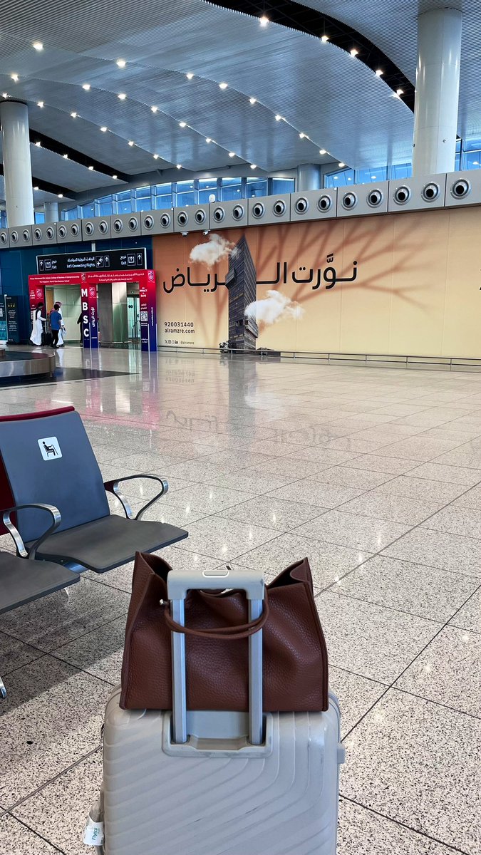 هل كنت اعلم انه الرياض مدينة شاعرية وجميلة؟ نعم ولكن ما توقعت اني سأقع لهذه المدينة الشاعرية الجميلة لدرجة اني اشعر بالحنين لها قبل المغادرة حتى😔❤️❤️❤️