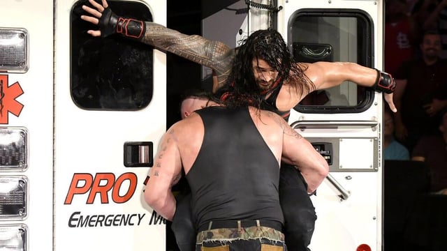 cape_wrestles's tweet image. Bring back Ambulance matches. Shit used to be beautiful.