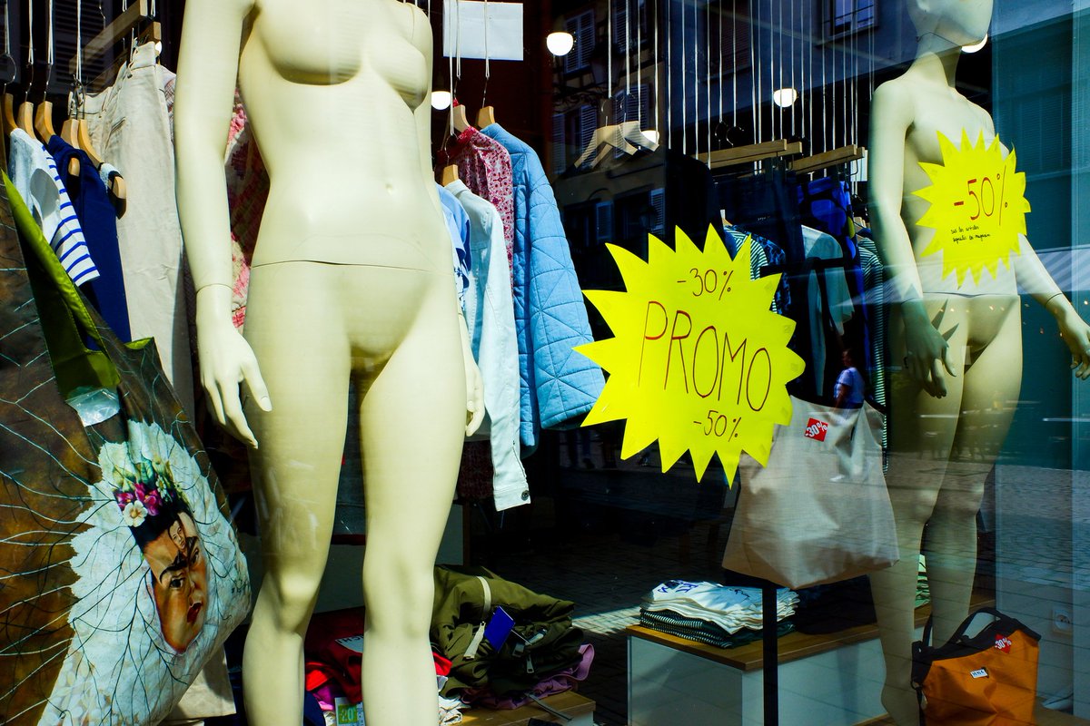 devisu_art's tweet image. La braderie, édition 2025 📸