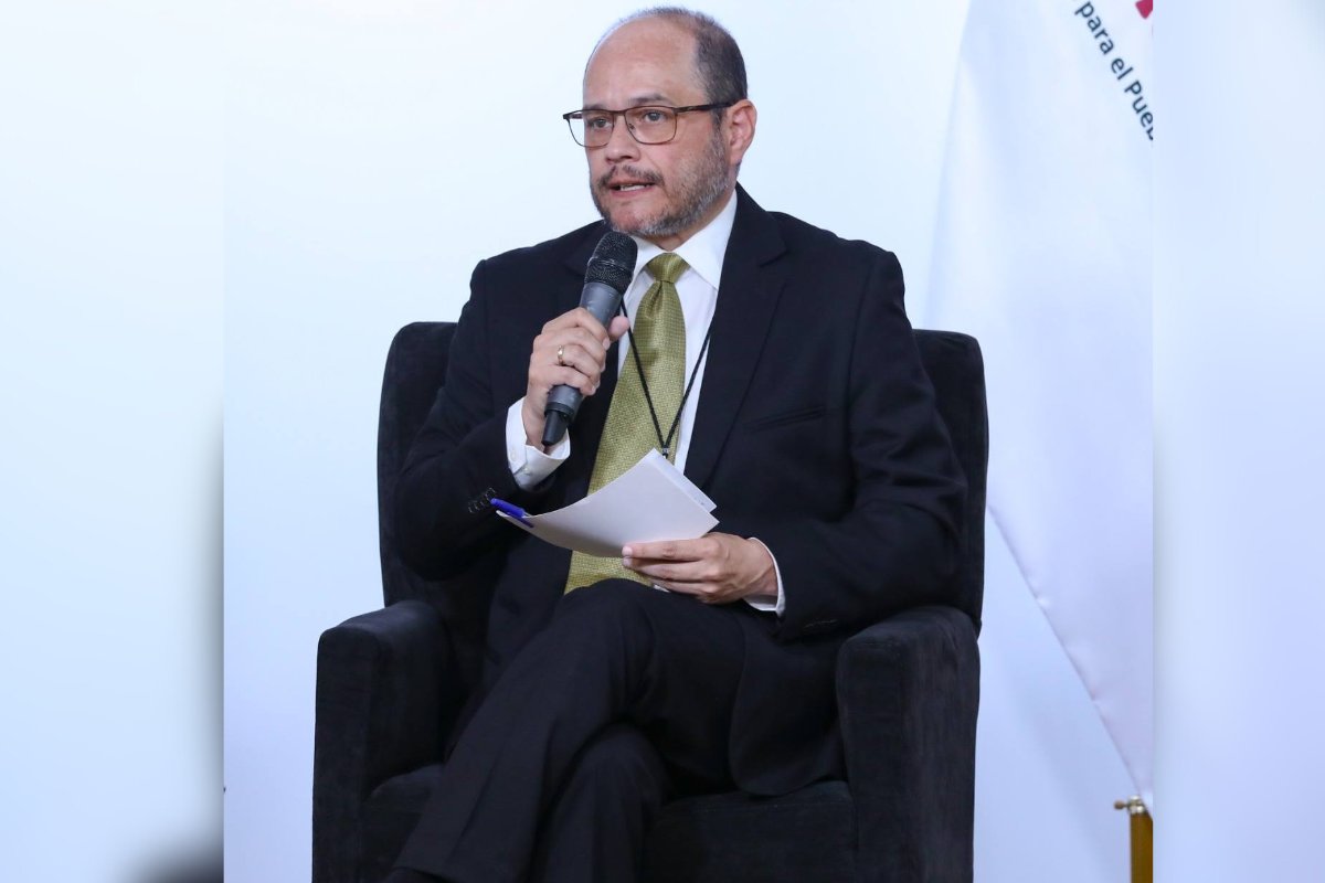 Colsonora's tweet photo. El Colegio de Sonora participa en panel sobre el nuevo modelo de transparencia en México: doctor Víctor S. Peña | #notaColson

Consulta la nota completa en:  https://t.co/Bm5CewnH6k

#ElColegiodeSonora #CEGAP #Transparencia #AccesoALaInformación #Gobierno #RendiciónDeCuentas https://t.co/LEKgK4fXKR