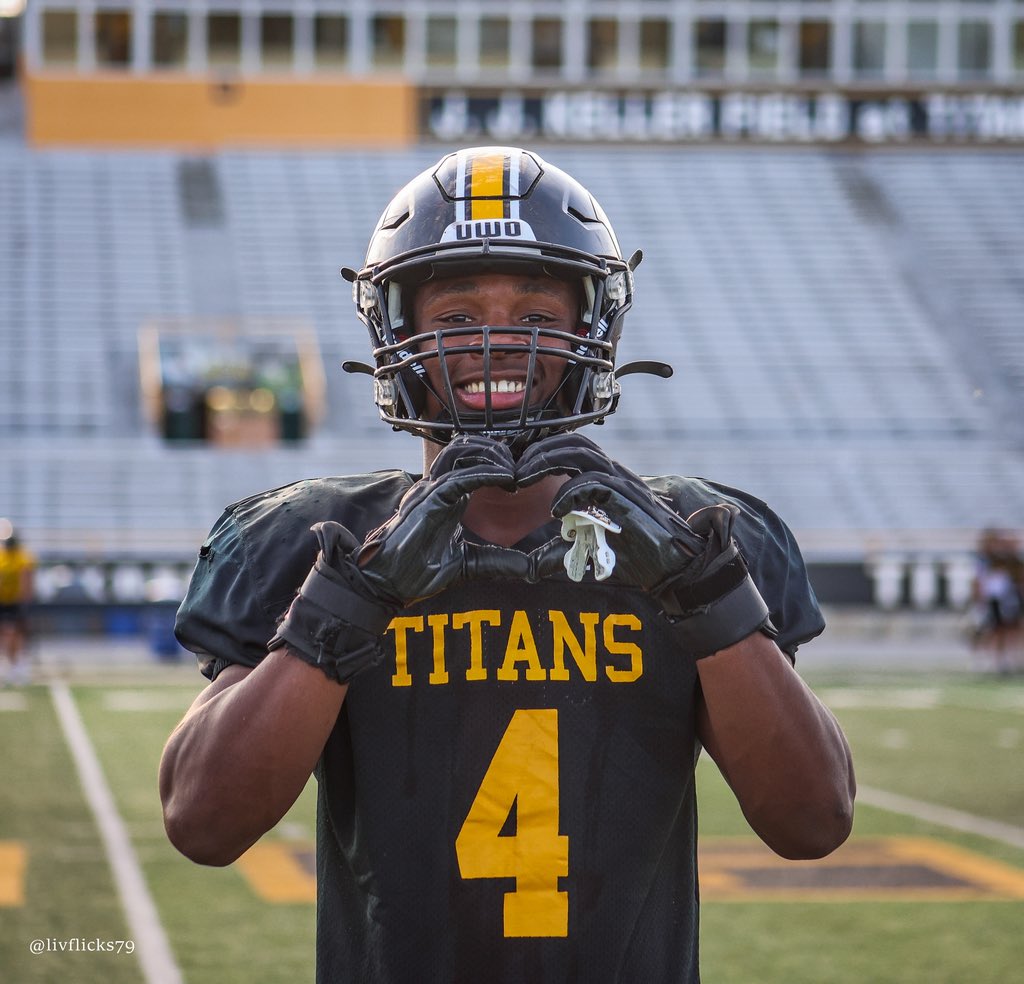 𝘽𝙖𝙘𝙠 𝙩𝙤 𝙬𝙤𝙧𝙠

#O2HVE6AS | #NOW