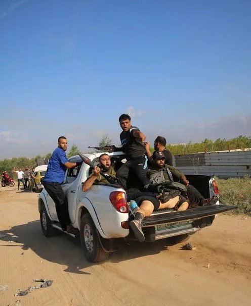 Aca te dejo otra <a href="/Lupo55/">Artemio López</a>