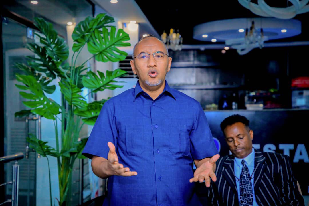 AFaatih67134's tweet image. I was a founding member of the Somaliland Intellectuals Forum, and I believe it can play a key role in political development and strategic awareness by promoting dialogue, research, and sound policies.
#Somaliland #IntellectualsForum #PoliticalDevelopment