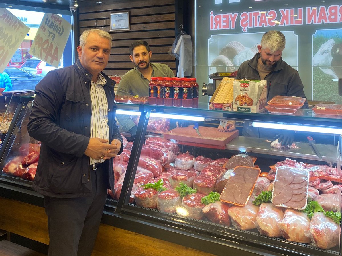 İlçe Yönetimimizle birlikte Cesim GENÇ’in açılışını yaptığı Kasap Dükkanı programına katıldık.

Yeni iş yerinin hayırlı olmasını diliyor, bol ve bereketli kazançlar temenni ediyoruz. 

<a href="/abdullahozdemir/">Abdullah Özdemir</a>
<a href="/serefcolak/">Şeref ÇOLAK 🇹🇷</a>