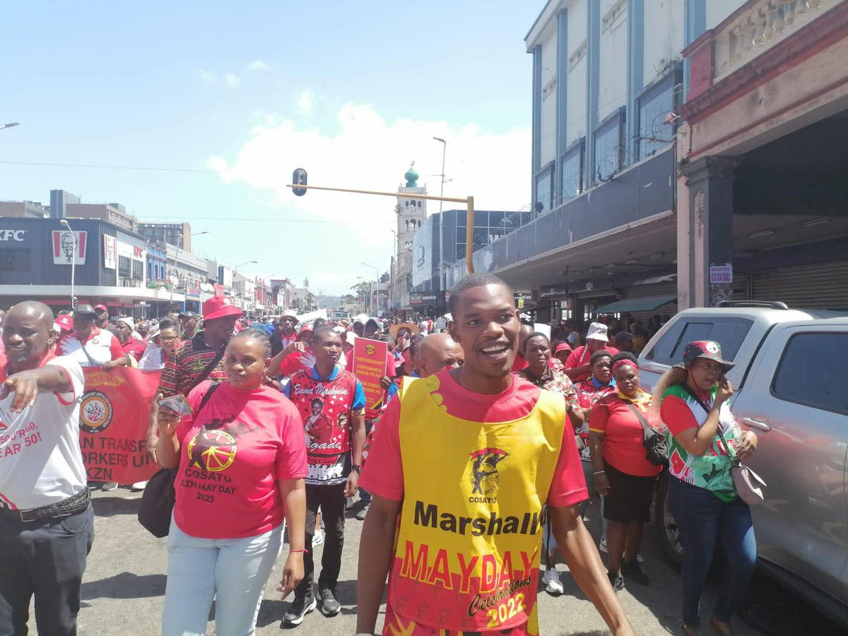 _cosatu's tweet photo. #Cosatu acknowledges all workers who came out to participate in the #WorldDayofDecentWork across nine provinces in more than 12 cities and towns @gagasifm https://t.co/AbkrG4JMMc