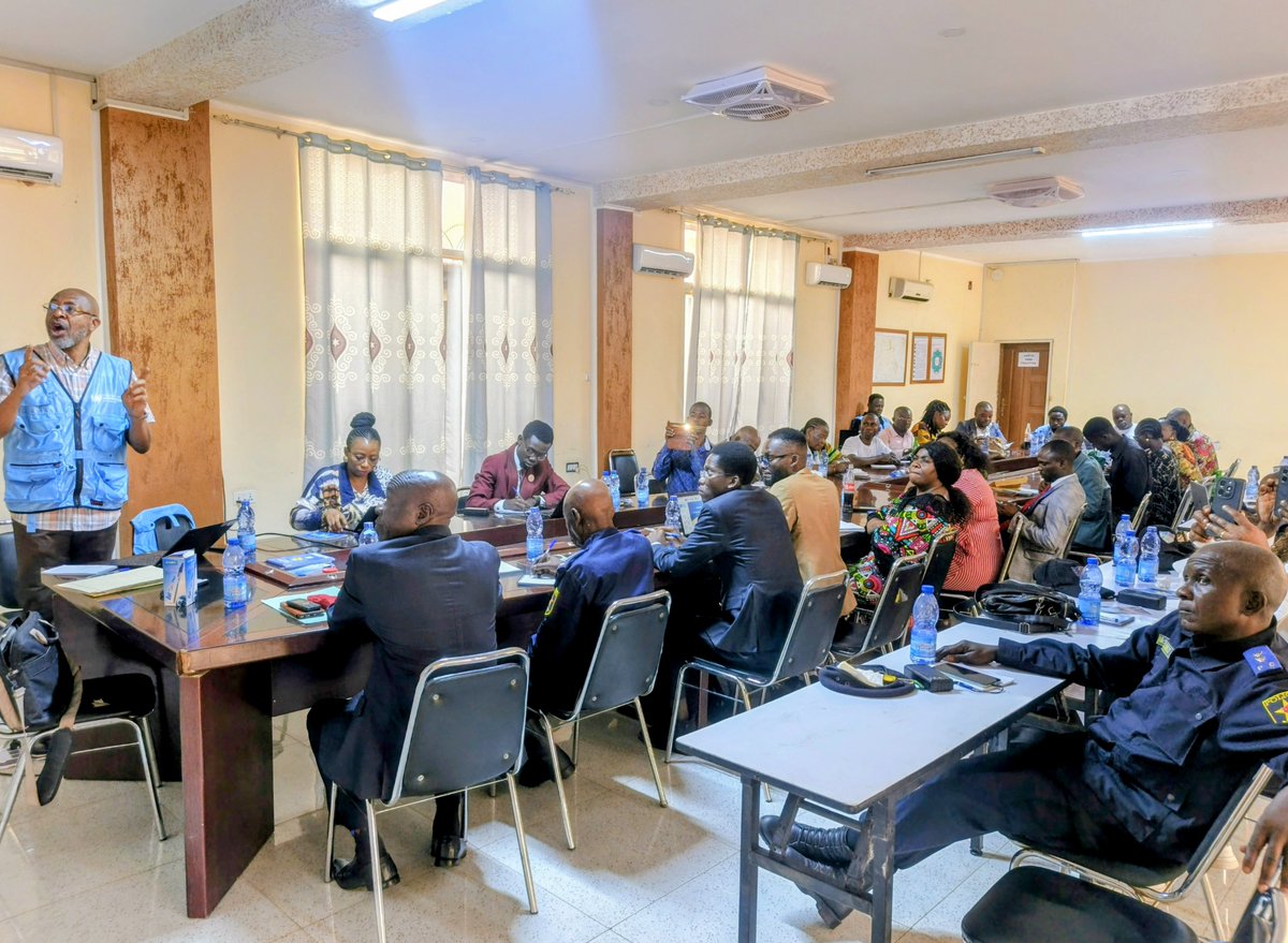 #RDC #Kalemie 07.10.2025 : restitution des résultats de la mission d’évaluation des performances de @comgenPNC Tanganyika, avec appui de <a href="/unjhro/">UN Human Rights DRC</a> en présence des autorités provinciales.