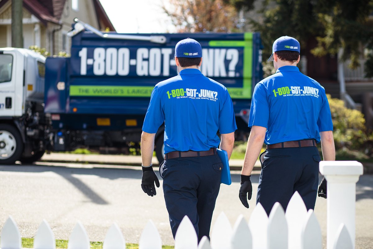 Don't miss your chance to win a <a href="/1800GOTJUNK/">1-800-GOT-JUNK?</a>  cleanup!

Watch <a href="/CTVNewsVI/">CTV News Vancouver Island</a> First at 4:30 for a cue-to-text to 7-10-10 for your chance to win a 1-800-GOT-JUNK Clean up for you or your neighborhood!