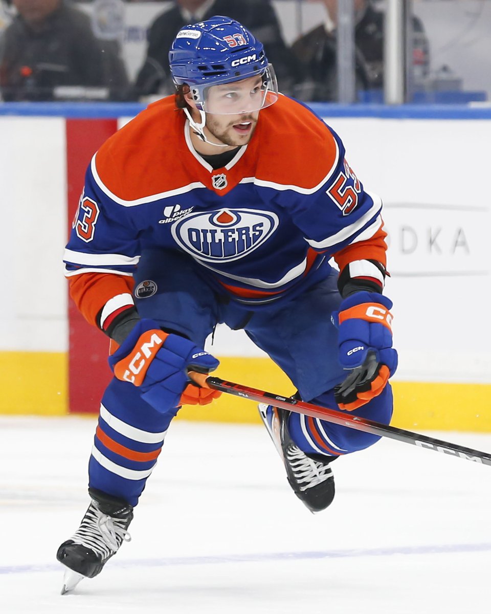 EdmontonOilers's tweet image. The #Oilers have recalled forward Isaac Howard from the @Condors & loaned forward James Hamblin to Bakersfield.