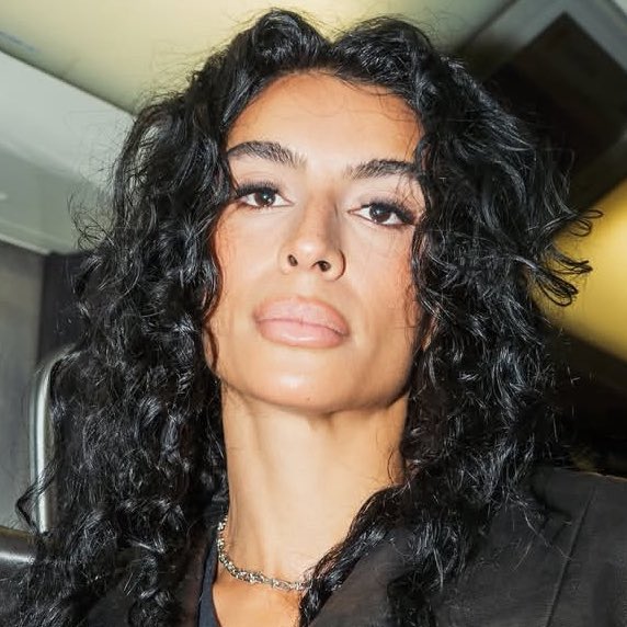 “Stripper” de <a href="/SEVDALIZA/">SEVDALIZA</a> ft @KeniaOS estará disponible este viernes 10 de Octubre en todas las plataformas digitales. 🇮🇷🇲🇽