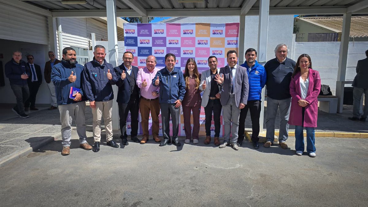 goreatacama's tweet photo. Durante la jornada, se llevó a cabo la firma del Convenio Mandato, entre el Gobierno Regional @goreatacama, la Universidad de Atacama y la Dirección de Arquitectura del MOP, dando inicio al proceso de licitación, para la construcción del nuevo edificio de la Facultad de Medicina. https://t.co/VVXUyK9Q8z