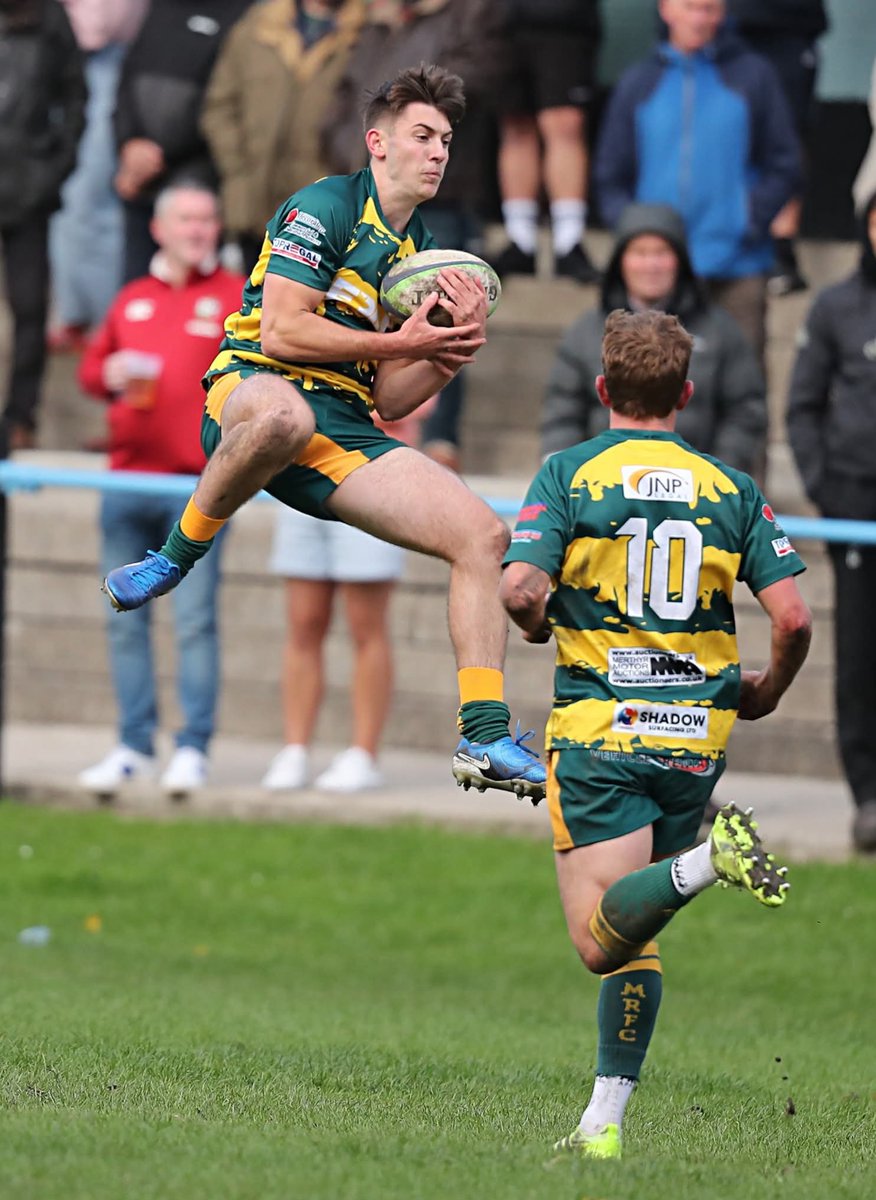 Good luck to young Joseff Jones, who joins Wales 19/20s training this week

We've been delighted to welcome Joseff into our squad, a talented young man with a bright future

With thanks to Gruff Rees and <a href="/Cardiff_RFC/">Cardiffrfc</a> for your collaboration #Diolch 

#PobLwc 👌🏻

#TeamIronmen🤍💛💚