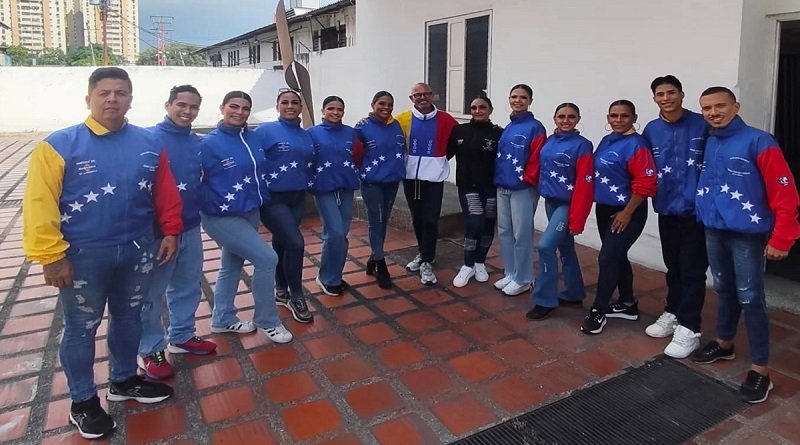 UgarteBri's tweet photo. 🎭#CulturaVenezolana El Ensamble Color, Ritmo y Folklore representará a Venezuela en el 7mo Festival Internacional de Danza en San Juan de Pasto, Colombia.
Del 7 al 14 de octubre, nuestro folklore cruzará fronteras. Éxito a nuestros artistas
#FolkloreQueUne #VenezuelaEnElMundo https://t.co/lWPnPGYfQn