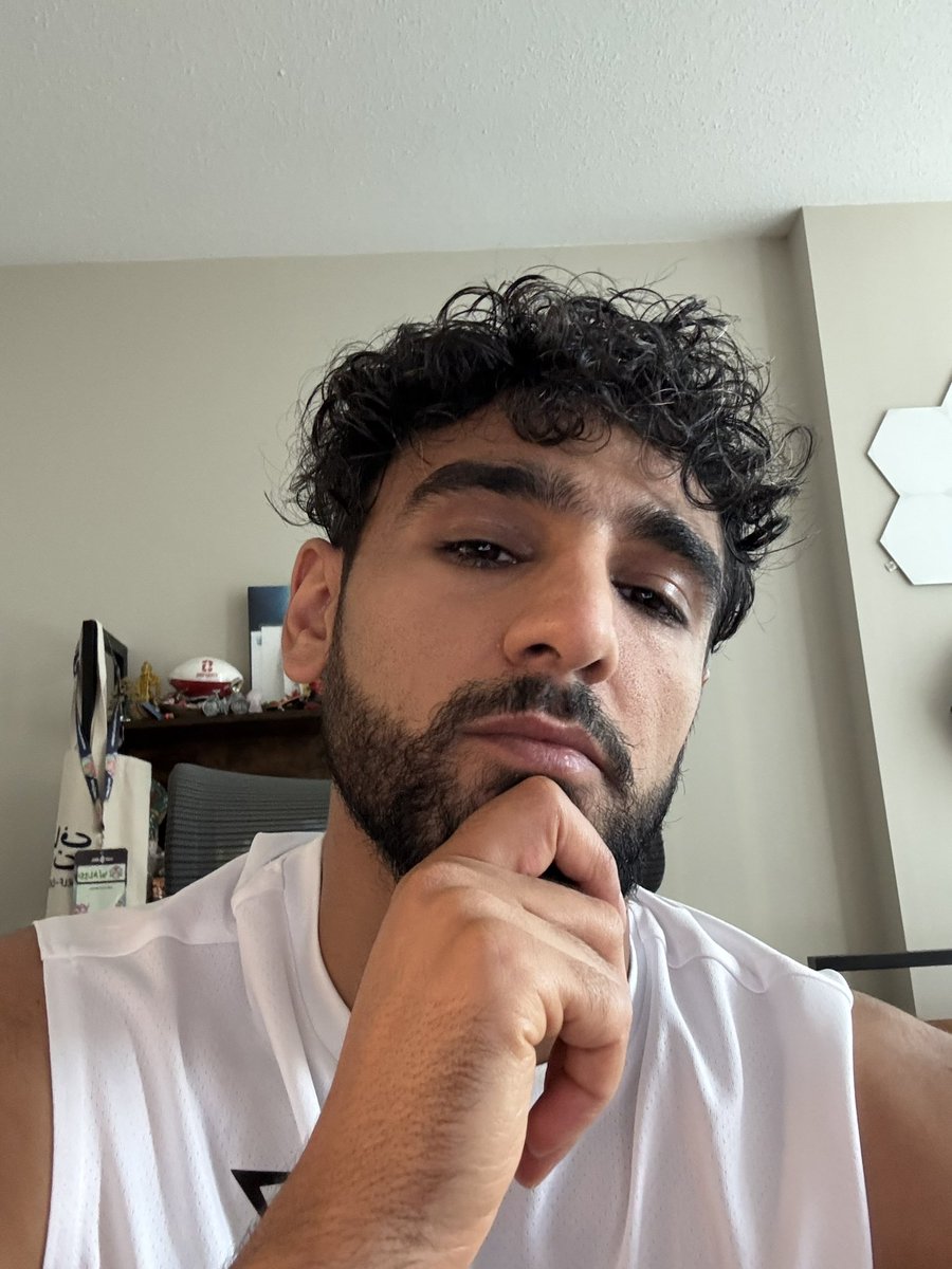 What makes a successful prediction market?

Curly hair

Some would argue

<a href="/shayne_coplan/">Shayne Coplan 🦅</a>