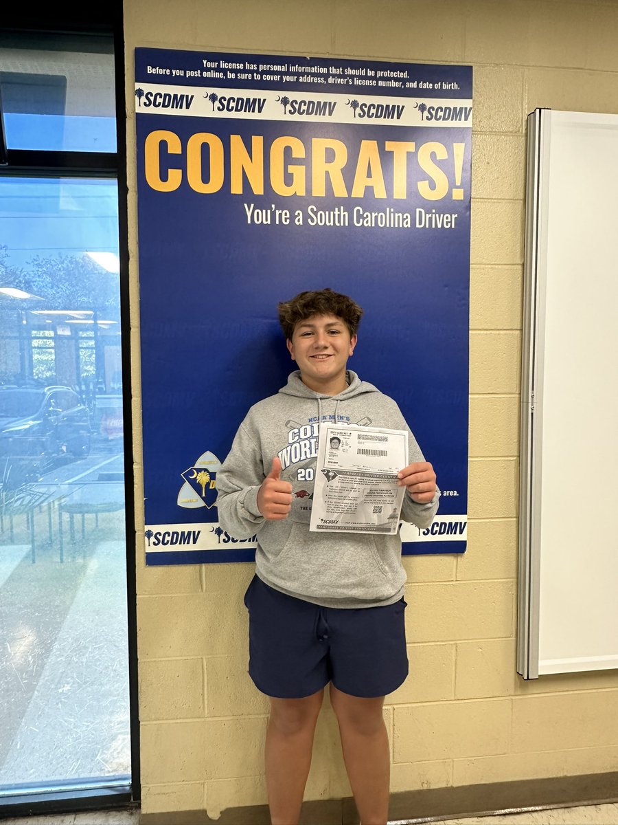 michaeltbenson's tweet image. How on earth is our youngest now holding a #SC temp driving permit?!?! #TimeFlies

Congrats Tal!