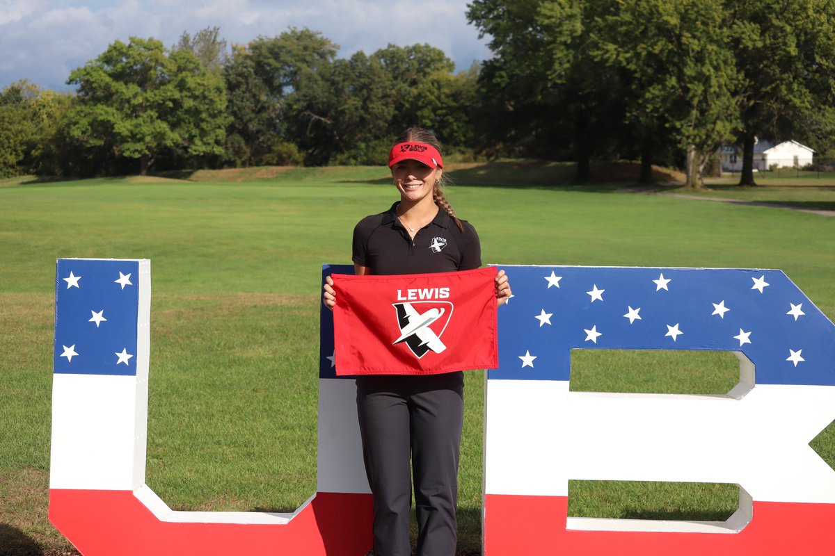 Lewis Women's Golf tweet media