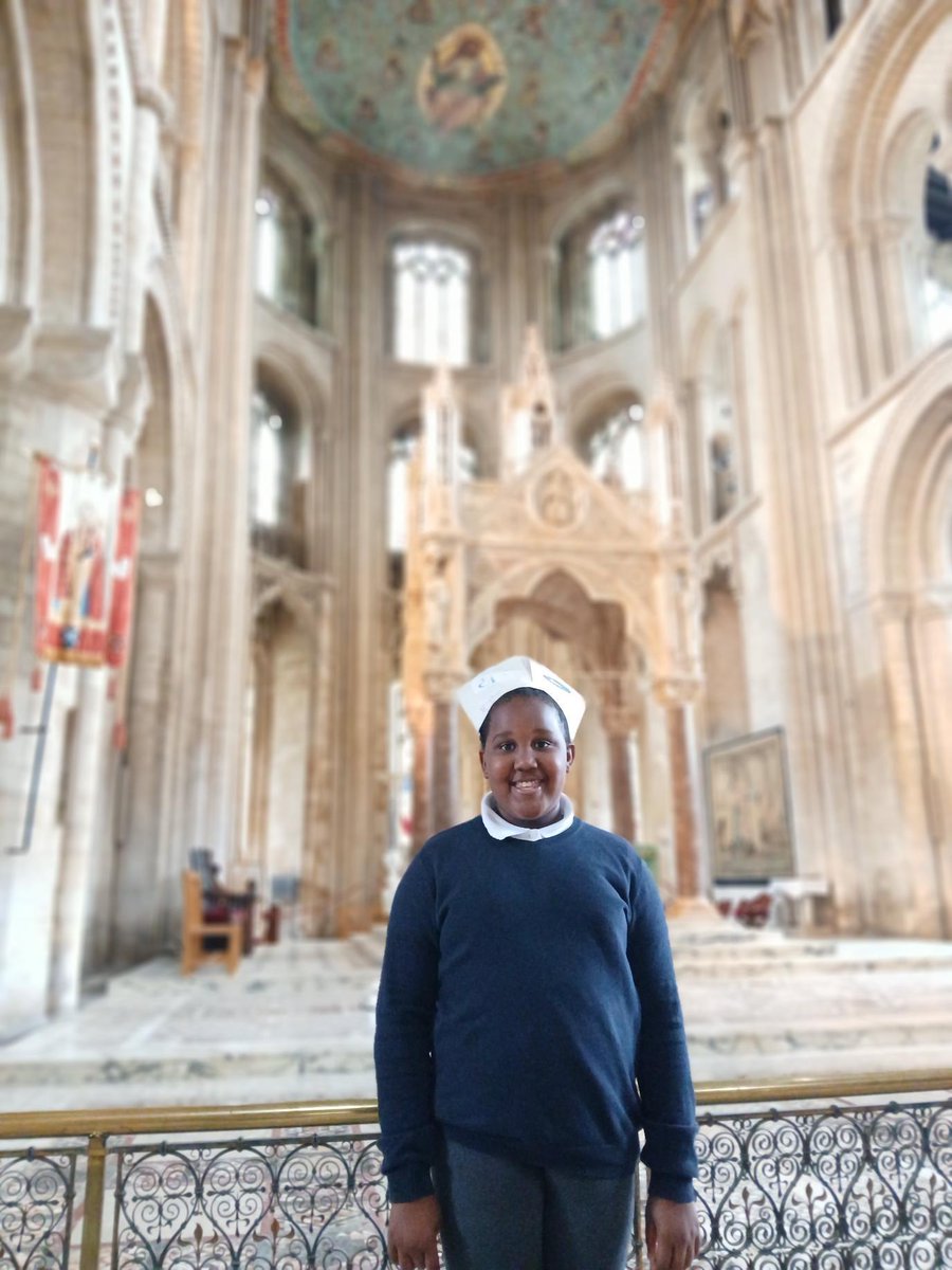 Pupils from Hawks enjoyed a visit to Peterborough Cathedral today to take part in a morning's activities followed by a service with schools from across the Diocese. @pdet_schools @peterboroughdiocese @peterborough_cathedral