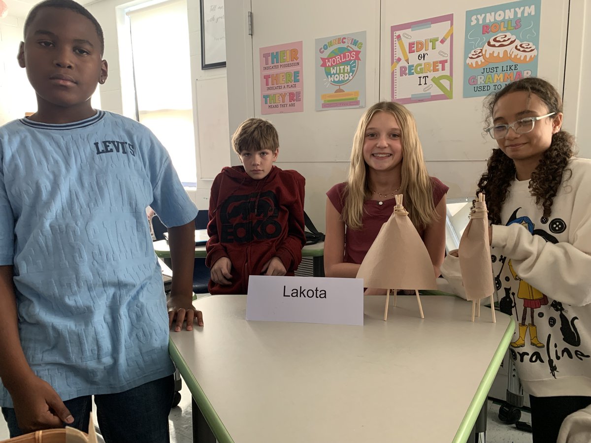 WSESSmithfield's tweet image. Mrs. Winkley worked with Ms. Copeland and her 6th grade history class to build Native American dwellings using their learning from class and online resources. #WestsideBestside