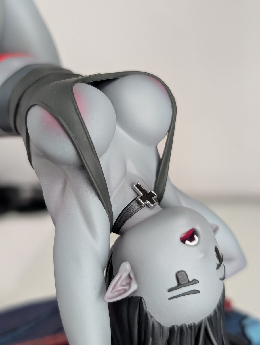 Vol4onok3's tweet photo. Marcelines skin texture https://t.co/FEZqvfCoGe