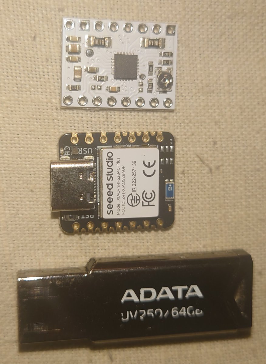 kiklhorn's tweet image. #DnesniPosta 
Jednočip od Nordic s integrovanou nabíječkou li-pol, 20 GPIO, bluetooth
a řadič miniaturních krokových motorů DRV8834
(od 2.5V)
Umí vše potřebné - mikrokrokování, nastavení omezení proudu a řiditelné jednoduše i přes STEP/DIR