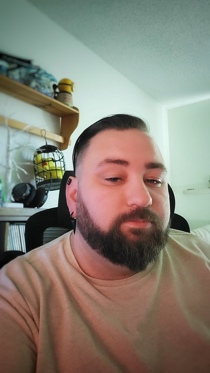 Sometimes I feel I look so damn good but since getting my piercings/Gauges  and getting cleaned up I FEEL SO FUCKING CONFIDENT