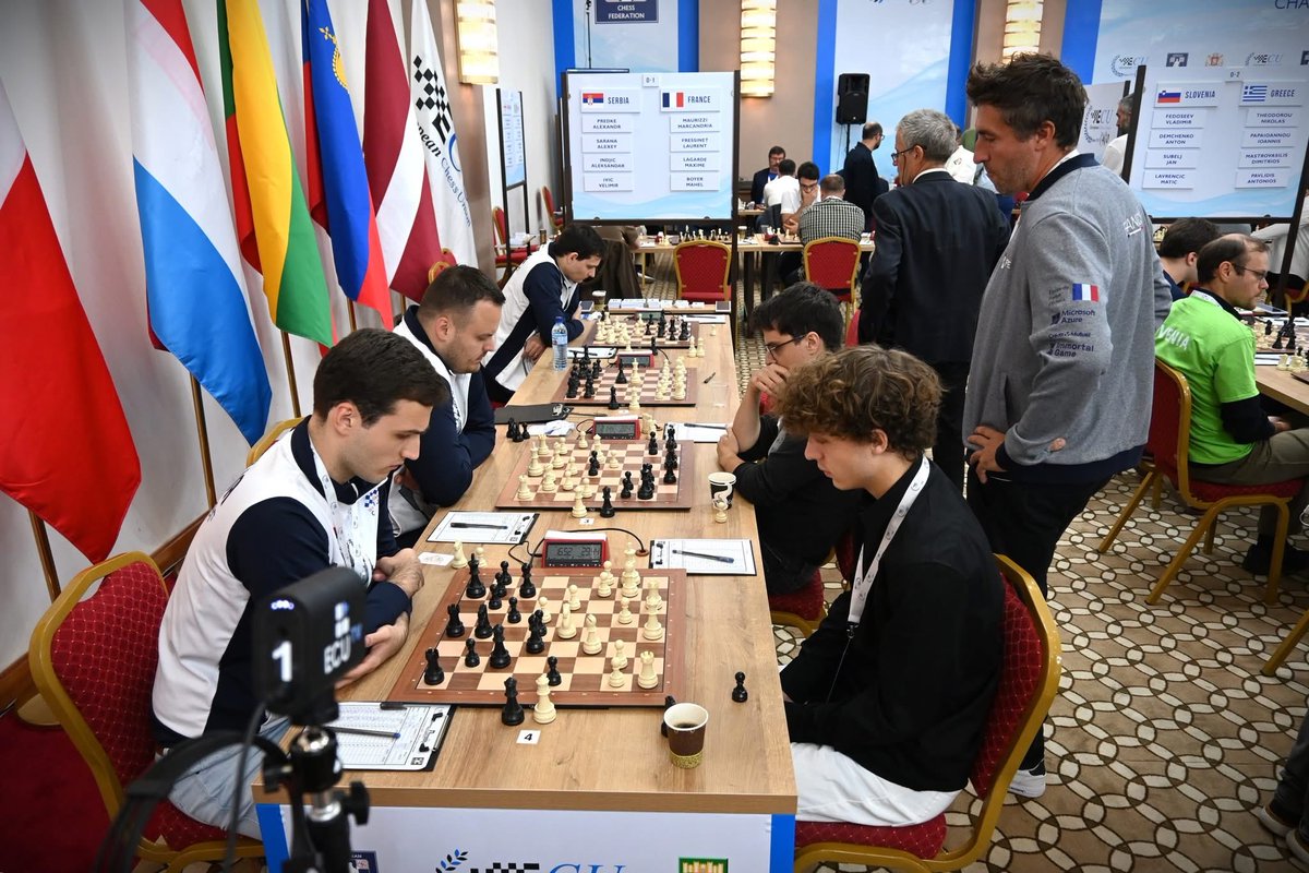 ECUonline's tweet image. The third round of the European Team Chess Championship 2025 was played today in Batumi, Georgia! #etcc2025 #chess

♟Only two teams maintained the perfect score in the Open section, co-leading with 6 match points (each): Serbia, and Greece. The Serbian team narrowly defeated…