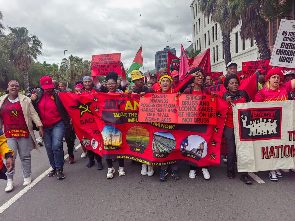 _cosatu's tweet photo. #Cosatu acknowledges all workers who came out to participate in the #WorldDayofDecentWork across nine provinces in more than 12 cities and towns @EnergyFMNews https://t.co/csiiU7QdET