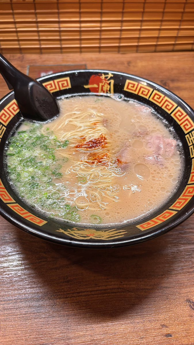 suto_ts's tweet photo. 飲んだのでラーメン https://t.co/VSA2jMlBtV