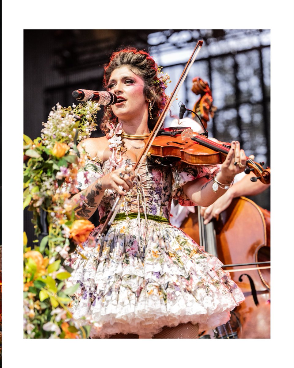 Sierra Ferrell tweet media