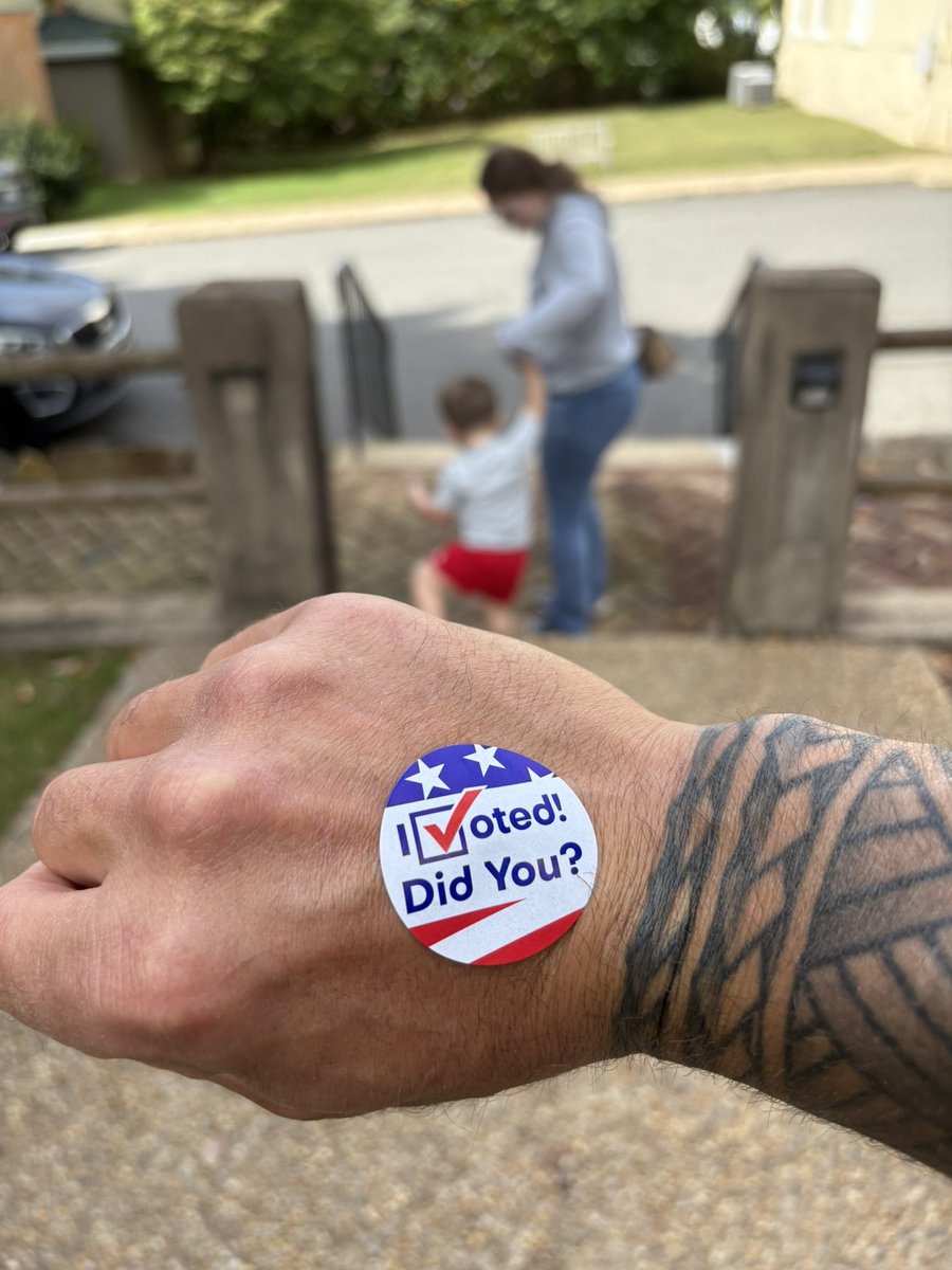 Get out and vote Red Virginia 🇺🇸
