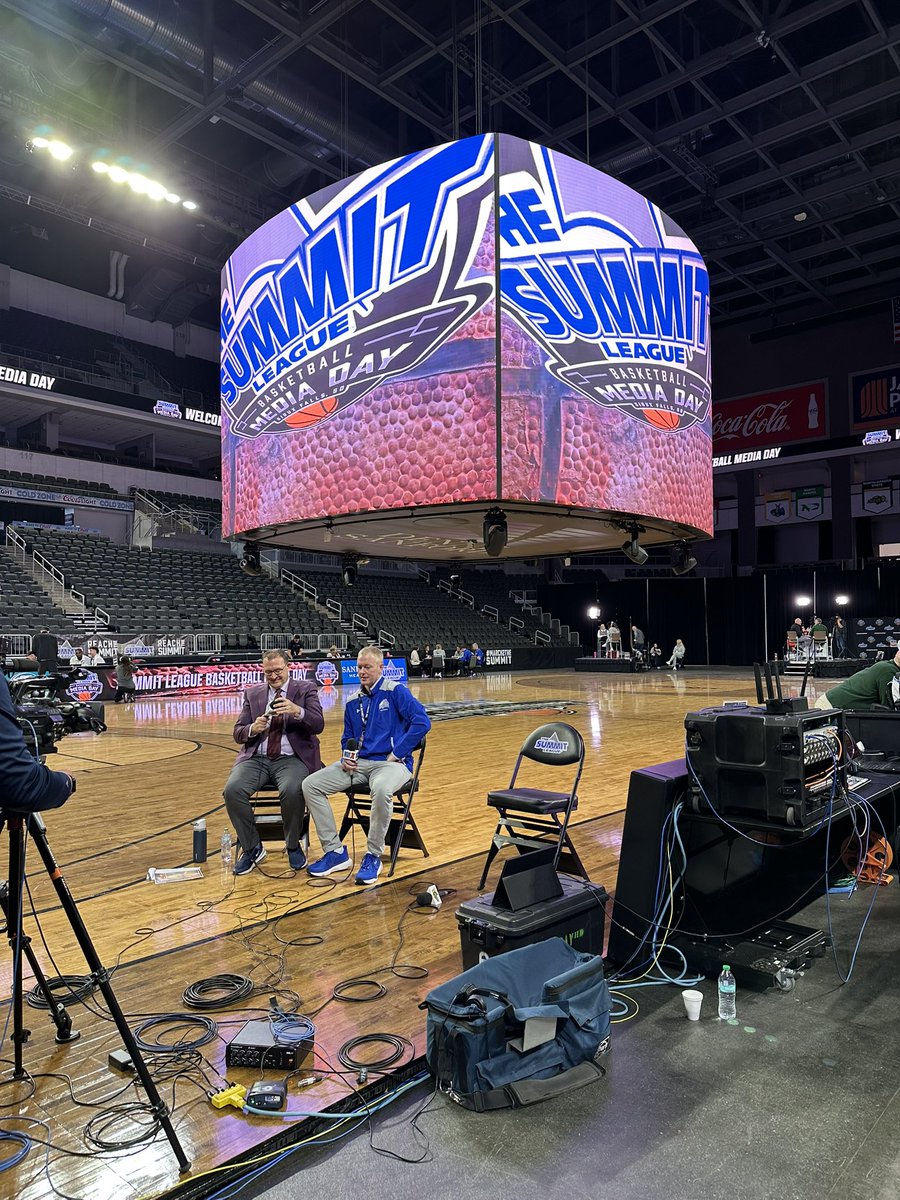 The Denny definitely upgraded on the videoboard. Sheesh.