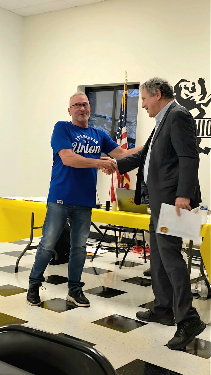 DC 6 Business Manager Jim Sherwood presented <a href="/SherrodBrown/">Sherrod Brown</a> the Councils endorsement when he attended our recent delegate meeting. We know who our friends are and we don’t turn our back on them.