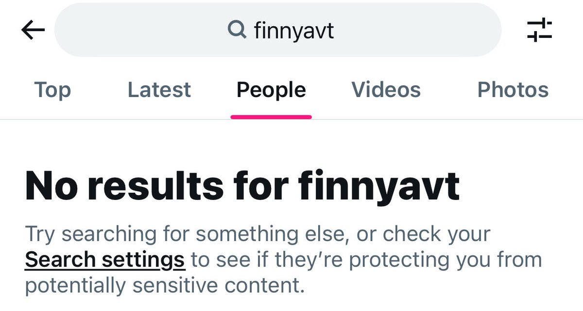 FinnyaVT's tweet image. IM IN SHADOWBAN JAIL BUT WILL MY CAT TAKE ME OUT OF IT 🐸