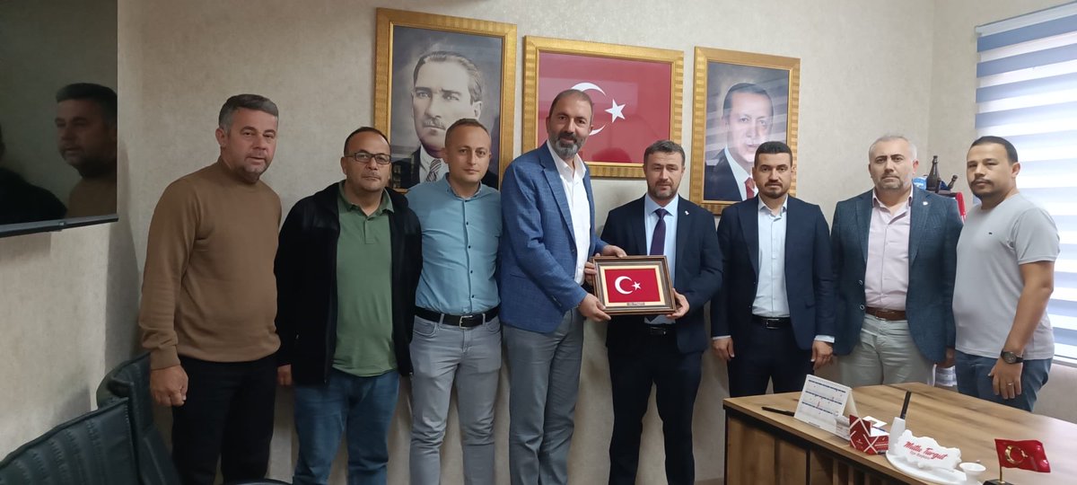 📌 Sağlık-Sen İl Başkanı Sayın Gökhan Yünkül ve yönetimini ilçe başkanlığımızda ağırladık.
Kendileriyle sendikal çalışmalar, yerel gündem ve sağlık camiamızın emek mücadelesi üzerine verimli bir istişare gerçekleştirdik.
<a href="/MutluTurgutt/">Mutlu Turgut</a>